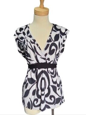 Black & White Printed Surplice Waist-Tie Blouse, Size Large
